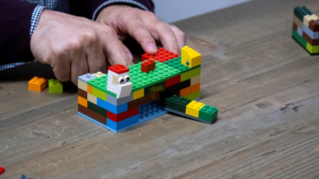 lego_block_chain024.jpg