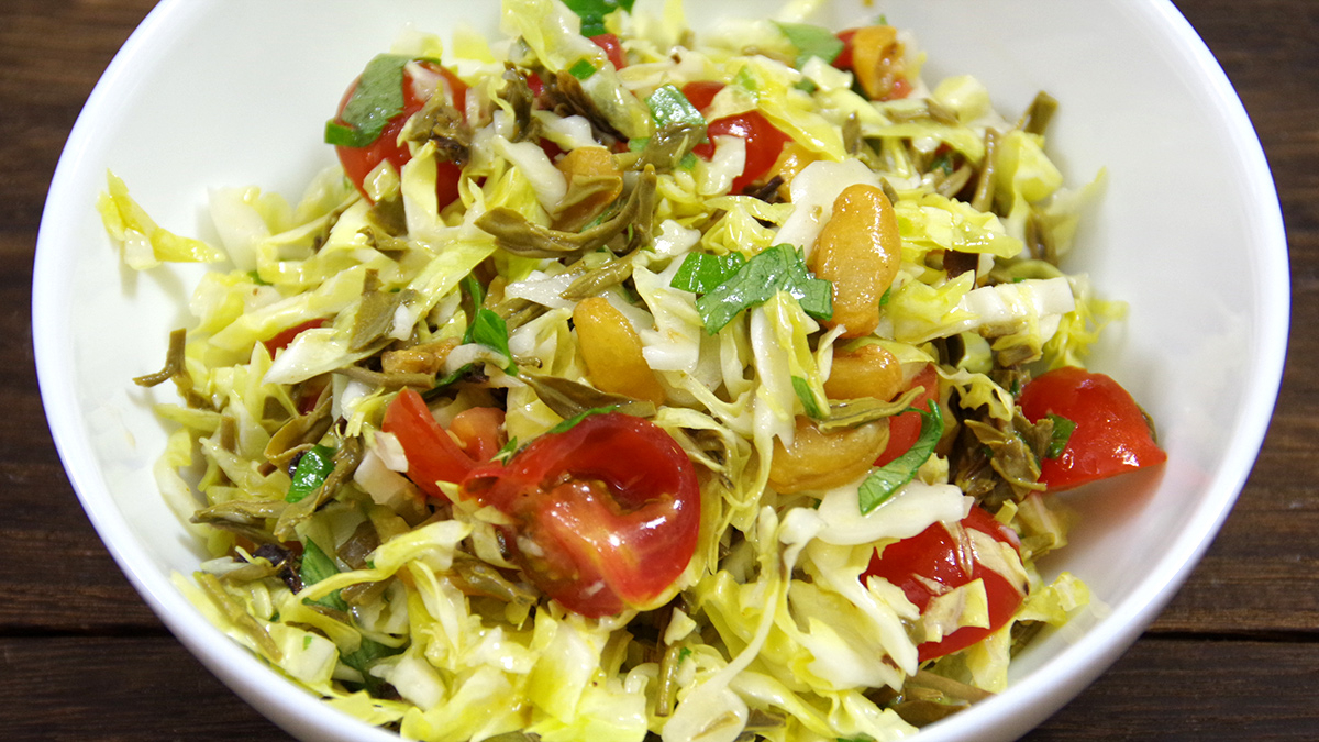 お茶の木の新芽でミャンマーのラペソーを仕込んでラペットウを作りたい