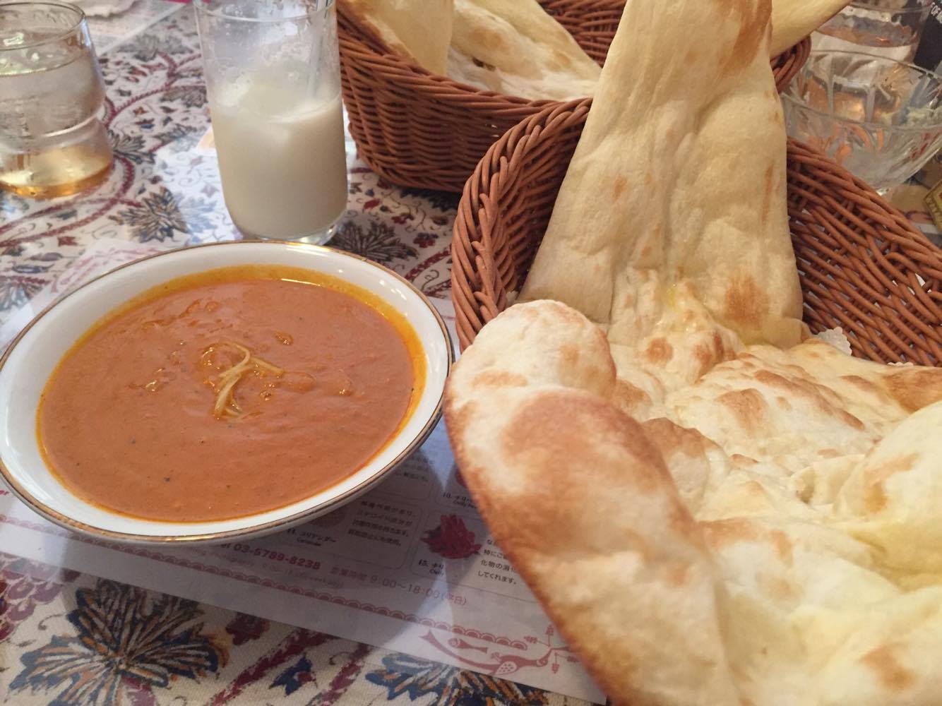 23468542_1586311944767891_194282196