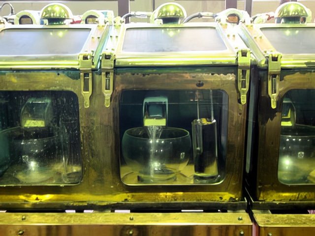 022-topaz-low resolution-640w.jpg