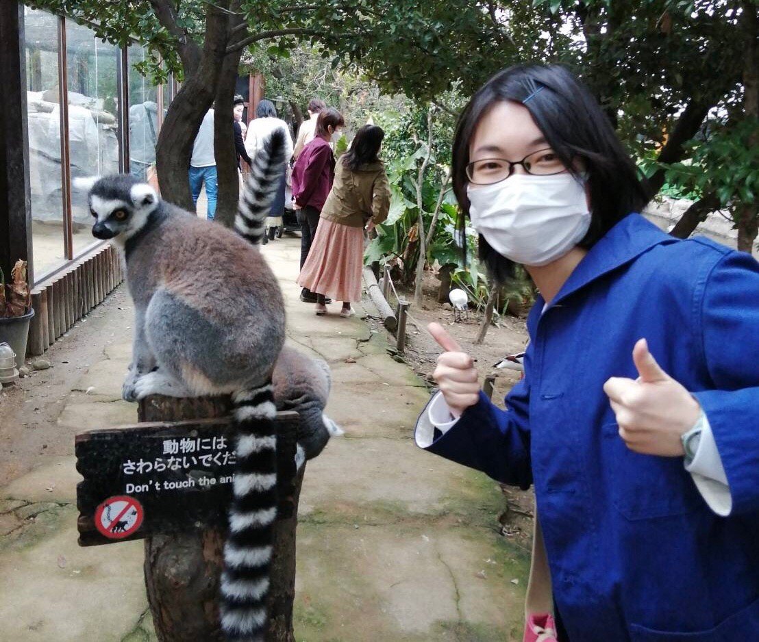 004_唐沢むぎこさんがひょうきんなポーズその２.jpg