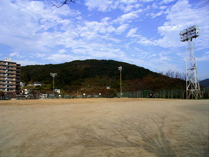 ground_photos_v2_x2.jpg