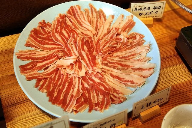 IMG_7106-topaz-standard v2-640w.jpeg