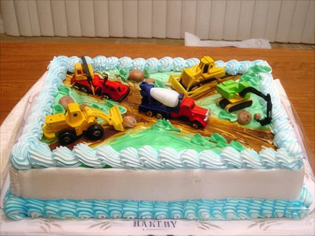 cake1-topaz-standard v2-640w.jpg