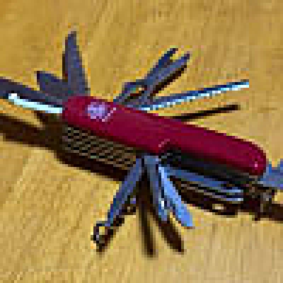 20徳ツールナイフの全機能を1日で使いたい