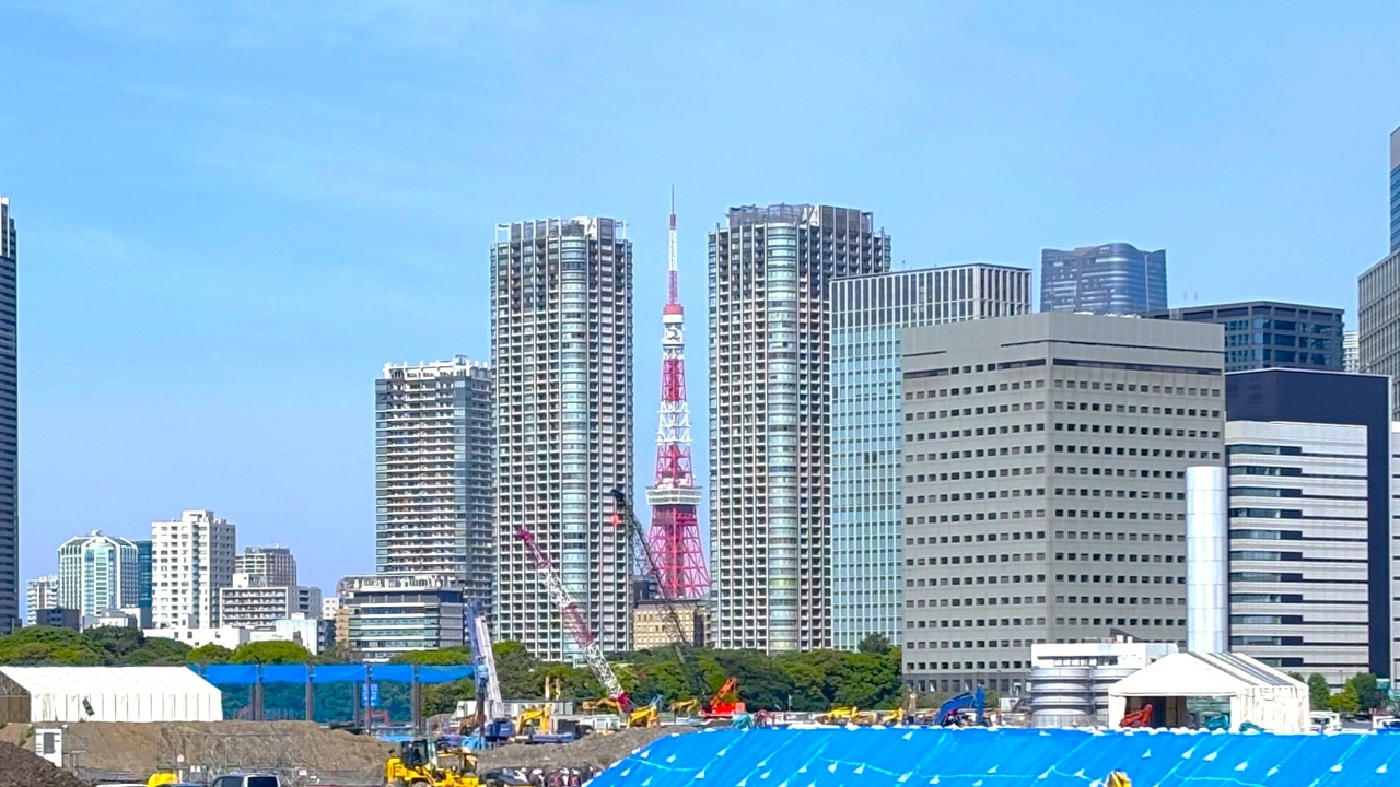 「隙間タワー」の魅力を楽しみ、そして学ぶ
