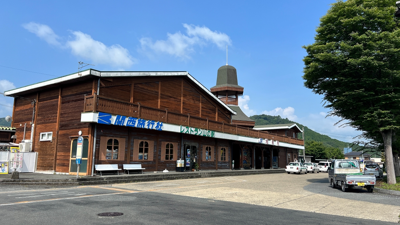 05.jpg