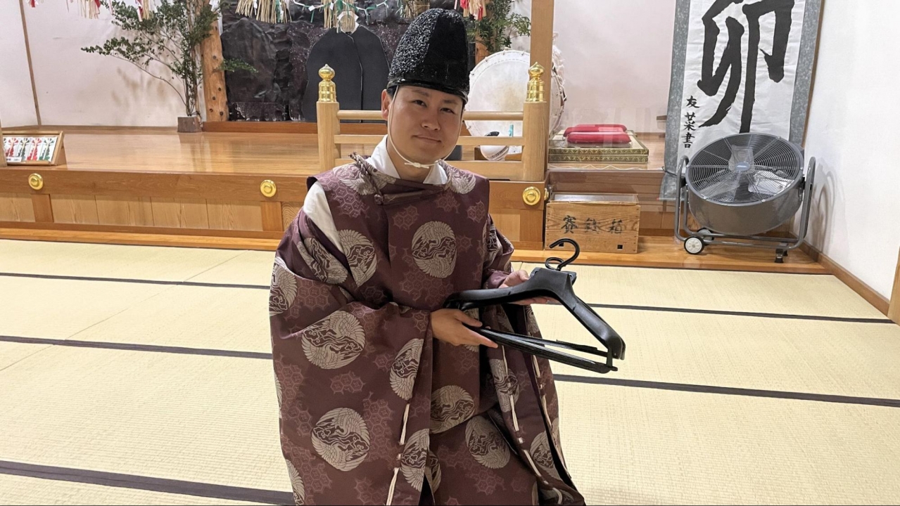 狩衣（かりぎぬ）は意外と簡単に着られる :: デイリーポータルZ