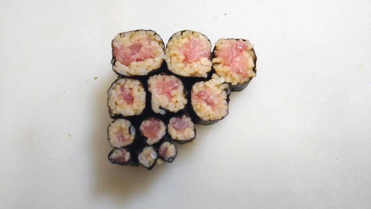031_ならべるとひときわ小さい.JPG