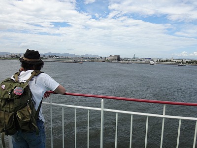 徳島港を見つめるワイルド