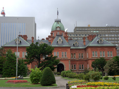 赤レンガとしてまあまあおなじみの旧北海道庁舎。