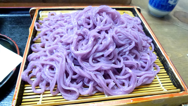 紫のうどんを作り出す埼玉県とは？（解答は出ません）
