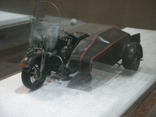 バイク型霊柩車の模型