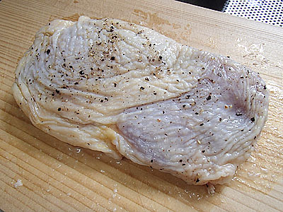 鳥モモ肉や豚ロース肉なども漬けると美味しいです。
