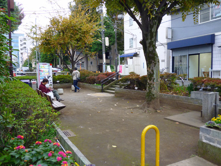 小さすぎる公園めぐり 渋谷 新宿 池袋方面 デイリーポータルz