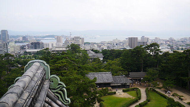 松江城から見る松江の街並