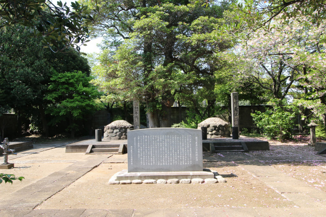 神式の墳墓