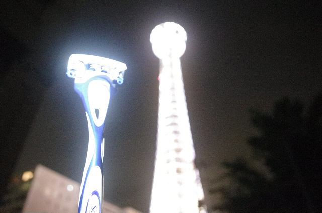 そんな横浜の夜を、今日もマリンタワーは見守る。