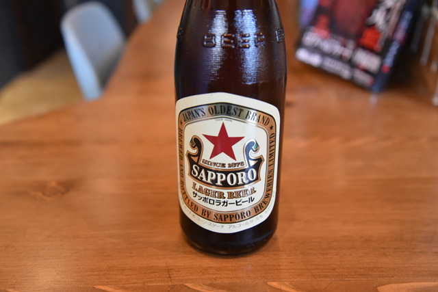 ビール好きにはうれしいサッポロラガービールの「赤星」を用意