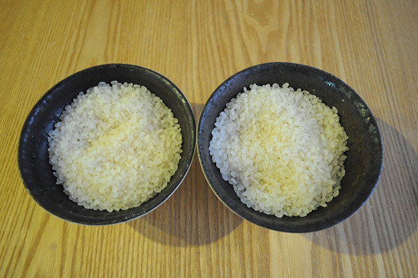 多分左が高い米。
