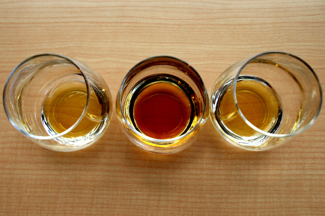 左から「スーパーニッカ」「アップルワイン」「竹鶴」