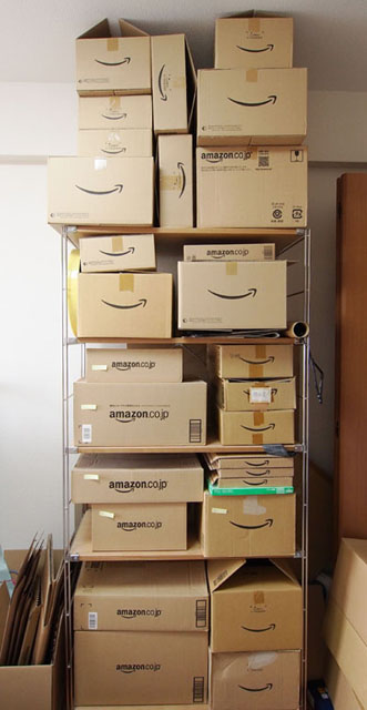 Even without being a collectors, there is a good number of people who have towers of these boxes at their own places. Amazon boxes have this strange charm that makes you want to leave them there without throwing away.