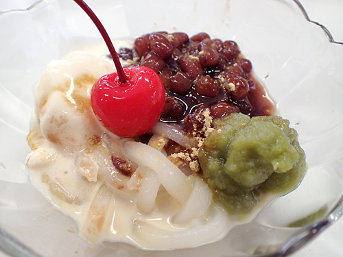 台湾だとカキ氷とかにも入れるので、米苔目はデザートに加えても美味しいよ。