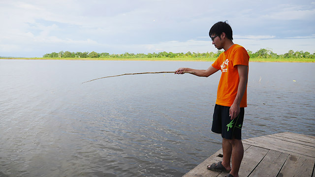 アマゾン川で釣りをすると、