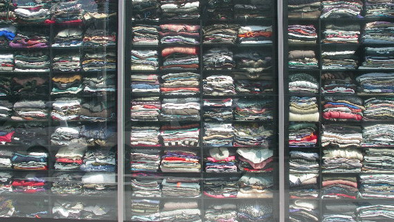 �݌Ɍ��O��