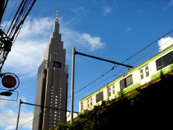 ��X�؃^���[