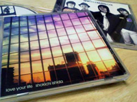 �Γc�V���[�L�`�̃A���o���ulove your life�v