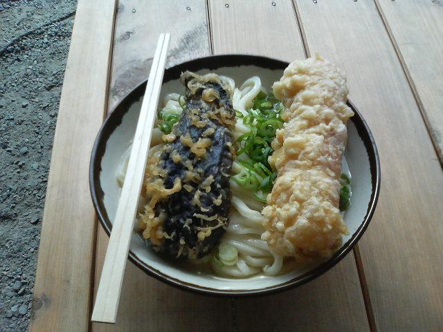 �l�M�������Ŏ���Ă��鎖�ŗL���ȁu�Ȃ��ނ�v�̂���