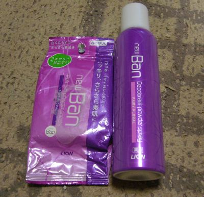 �����~����