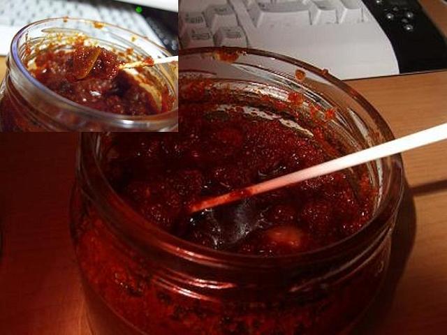 �Ȃ񂩗���E�E�E�H