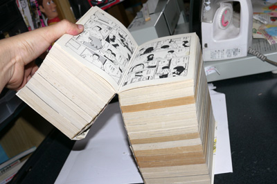 重量4 1kg ページ数4600ページの単行本 漫画 タッチ 26巻を全１巻にまとめてみた バズリーポータル Z