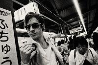 �T���O���X������������������