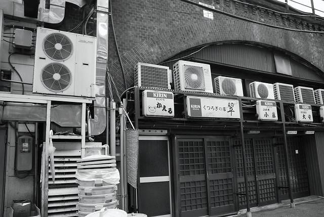 ���ˉ����z�͏������̂������ς��܂��ĂĂ��킢��