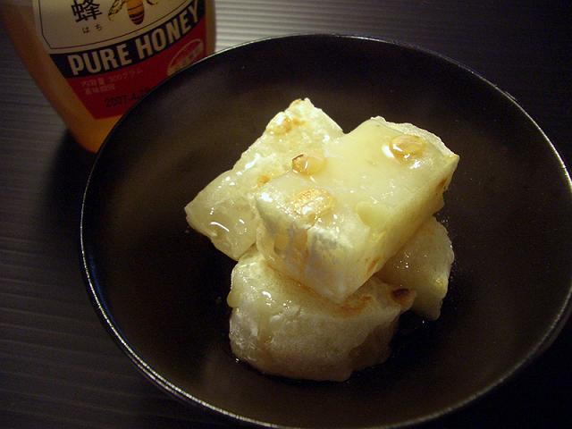 �g���݂Ƀn�`�~�c