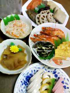 �M������