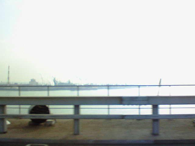 ���`�g���g������̌i�F