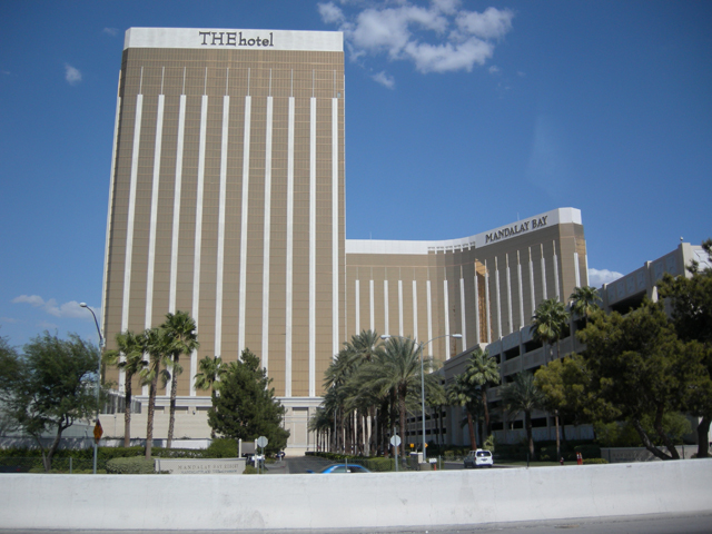 �S�̂��S�[���h�̃z�e��