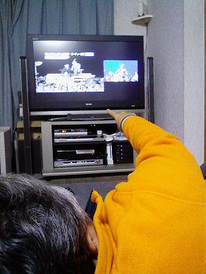 ���r���O�ɐQ�]������2��ʂ�