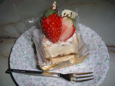 �P�[�L�H�ׂȂ���