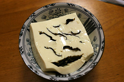 レンジで簡単に美味しい湯豆腐を作る方法