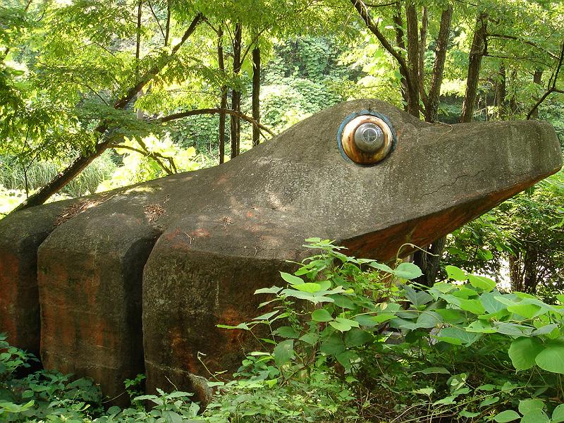 ちょっと見てきて：碓氷峠の「無事カエル」 :: デイリーポータルZ